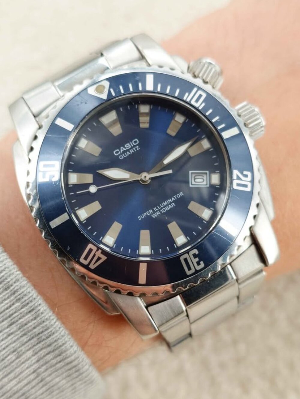 Casio Super Illuminator Men’s Watch MTD-1049 Diver Style Blue LED 40mm Working